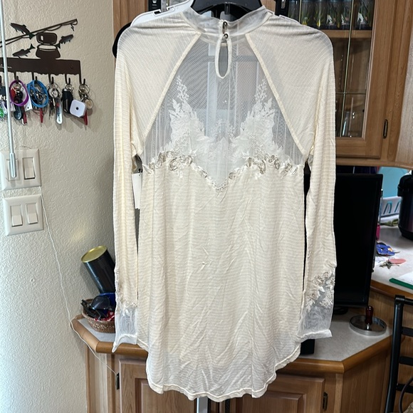 Free People Top - Picture 5 of 8